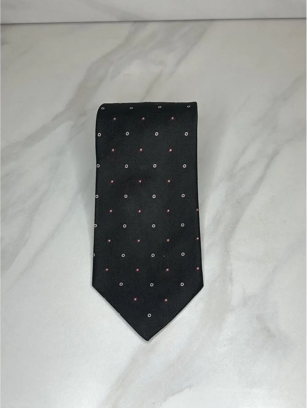 Brooks Brothers classic black/red/white micro dot/geometric silk necktie